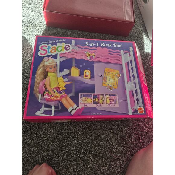 93 vintage Barbie sister Stacie Bunk bed- furniture only no doll. New in box